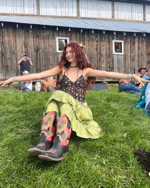 Sicily Rose Captivating Instagram Photos 07/17/2023 1