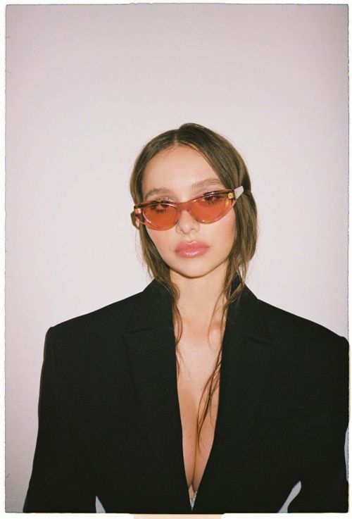 Sophie Mudd for Content Mode July 2023 10