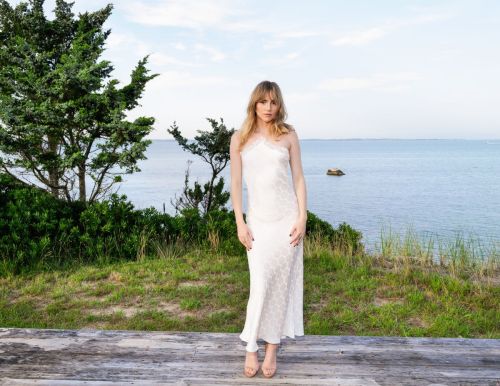 Suki Waterhouse at Cloudy Bay Wines Event 5