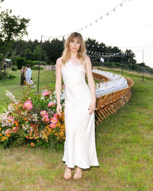 Suki Waterhouse at Cloudy Bay Wines Event 9