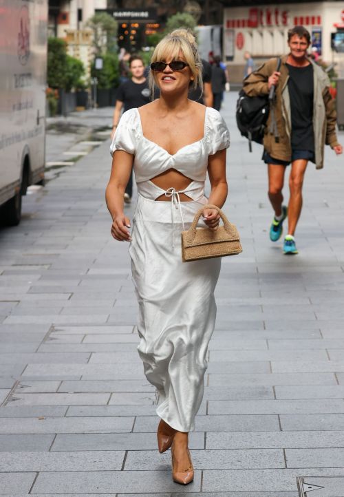 Ashley Roberts Out and About in London 3