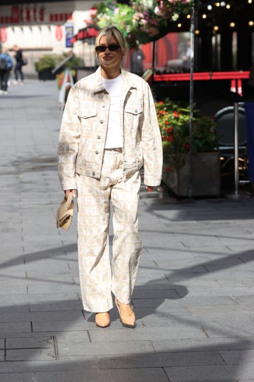 Ashley Roberts Out in London 1