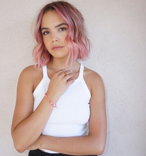 Bailee Madison Stunning Photoshoot in White and Black Ensemble 5