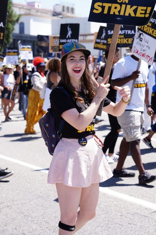 Brittany Curran at SAG Strike at Universal Studios in Hollywood 2