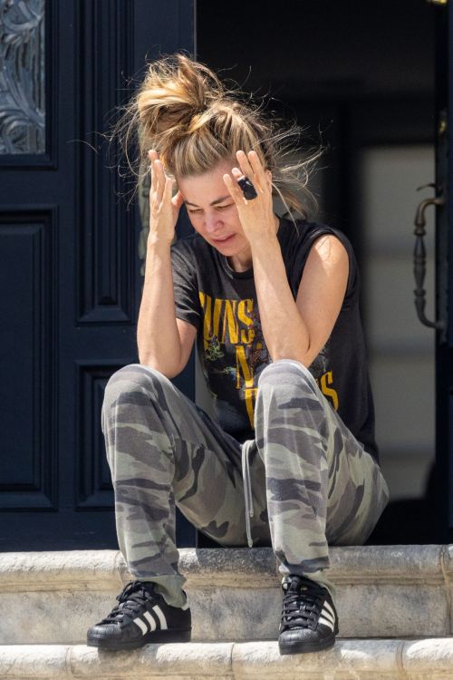 Carmen Electra LA Stroll 5