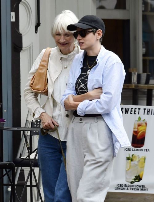 Emma Corrin Out with Her Mum in London 3