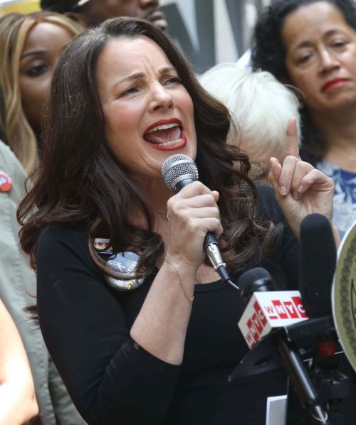 Fran Drescher at SAG Strike 3