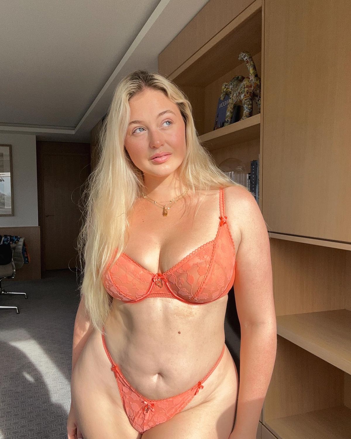 Iskra Lawrence Instagram Photos