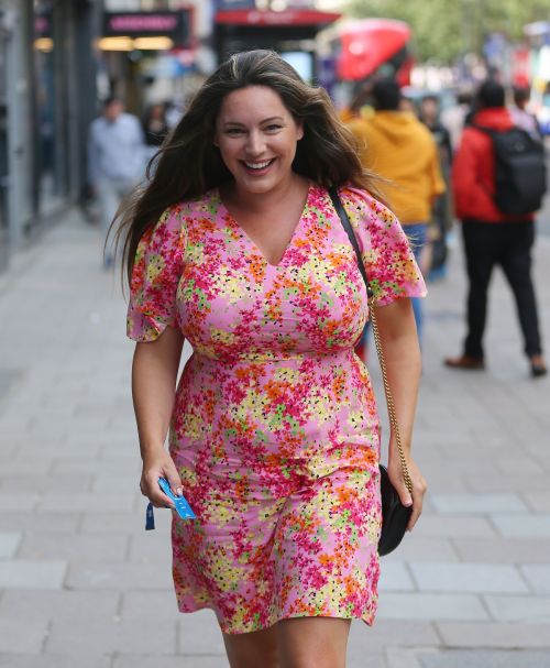 Kelly Brook Arrives at Global Radio in a Stunning Floral Pink Dress 3