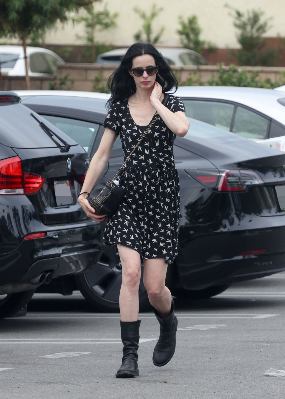 Krysten Ritter Out for Grocery Shopping in Studio City