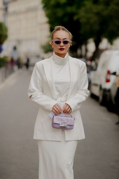 Merve Gorgoz Arrives at Alexis Mabille Haute Couture 1