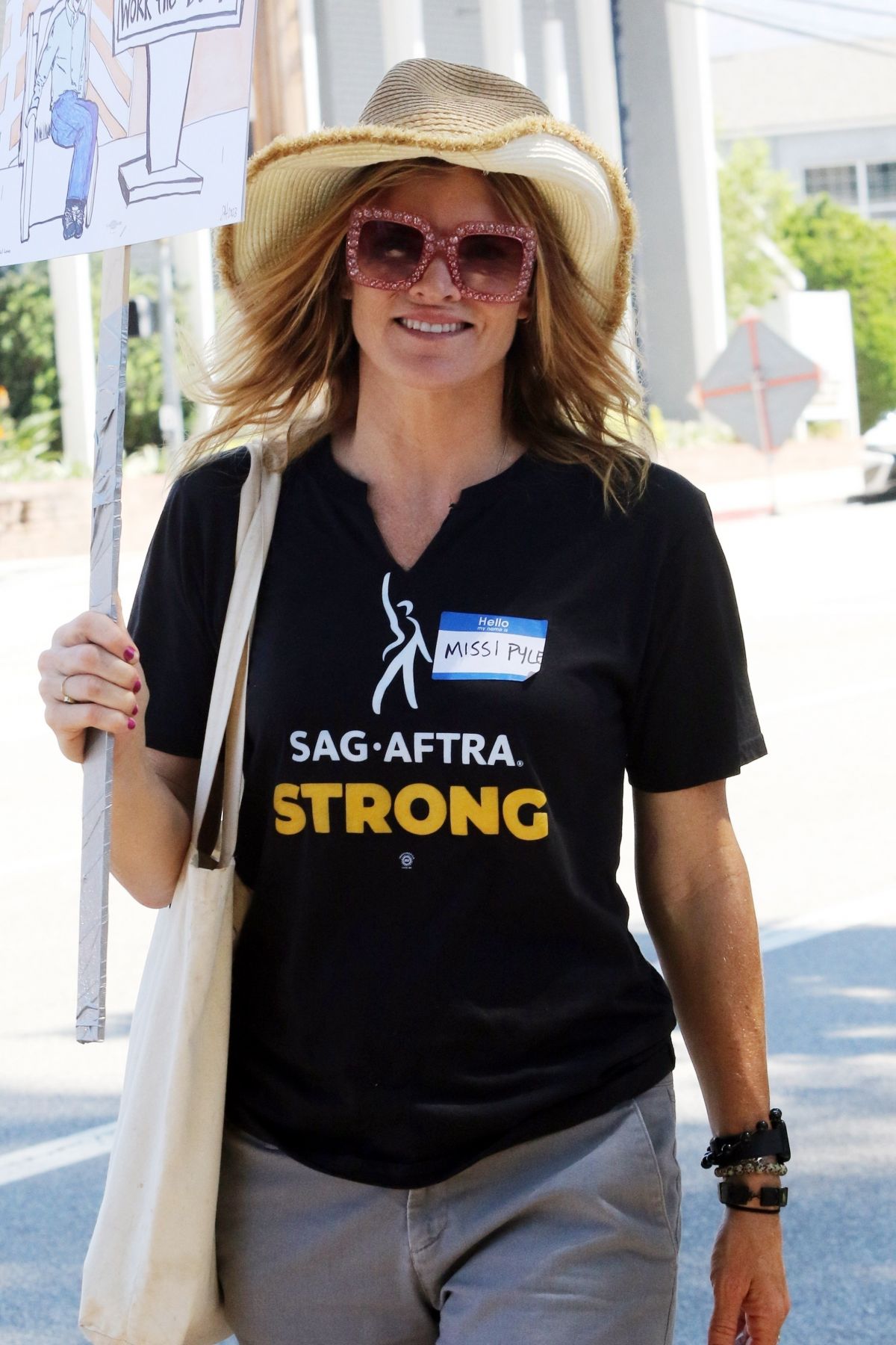 Missi Pyle Stands in Solidarity with SAG Strike