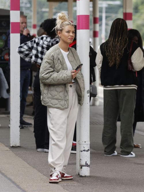 Molly Rainford Leaves EastEnders Set 5
