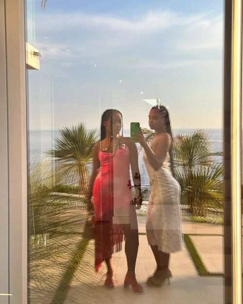 Paola Locatelli Instagram Photos 4