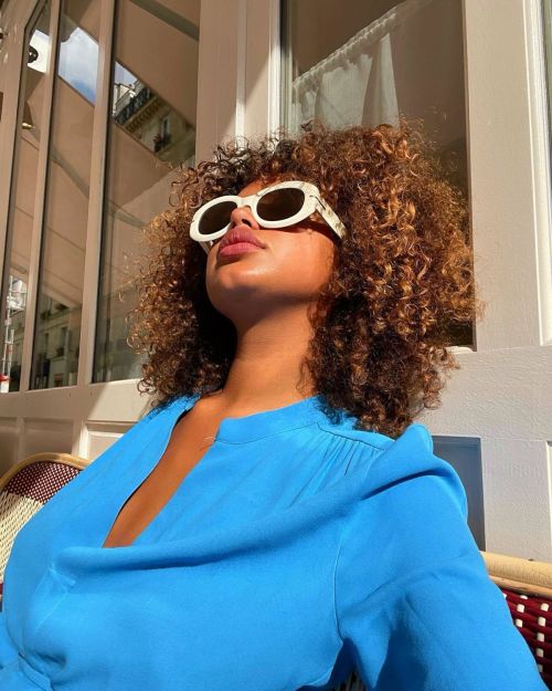 Paola Locatelli Instagram Photos 15