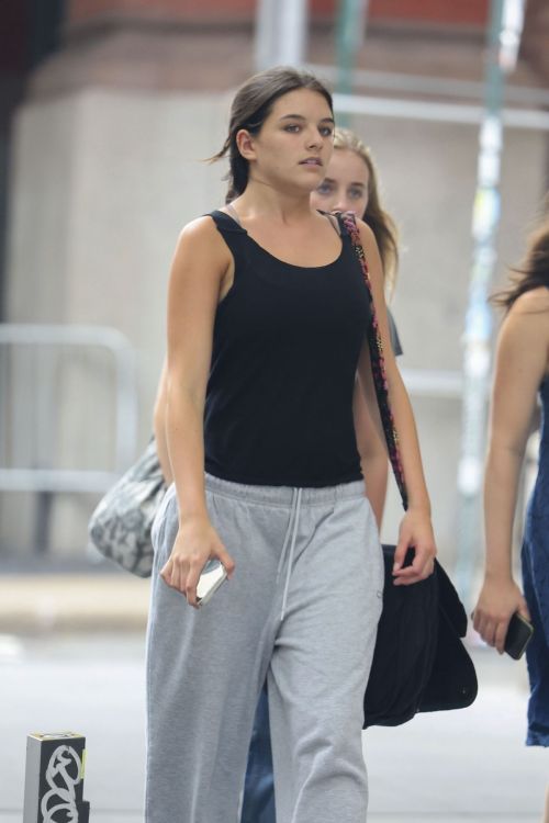 Suri Cruise Out and About in New York 6