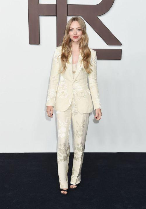 Amanda Seyfried Chic Look at Ralph Lauren SS24 Show 09/08/2023 2