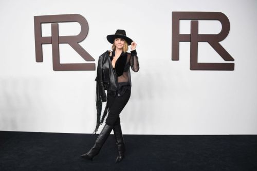 Cara Delevingne Fashion Statement at Ralph Lauren Show 09/08/2023 3
