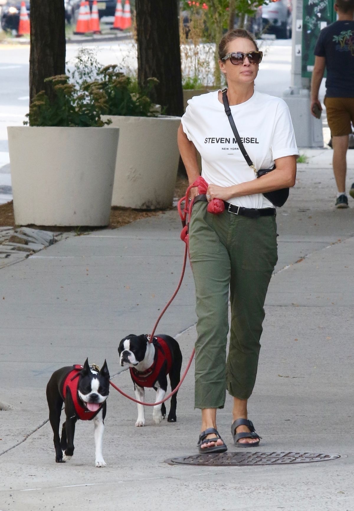 Christy Turlington Out with Her Dogs in New York 09/09/2023