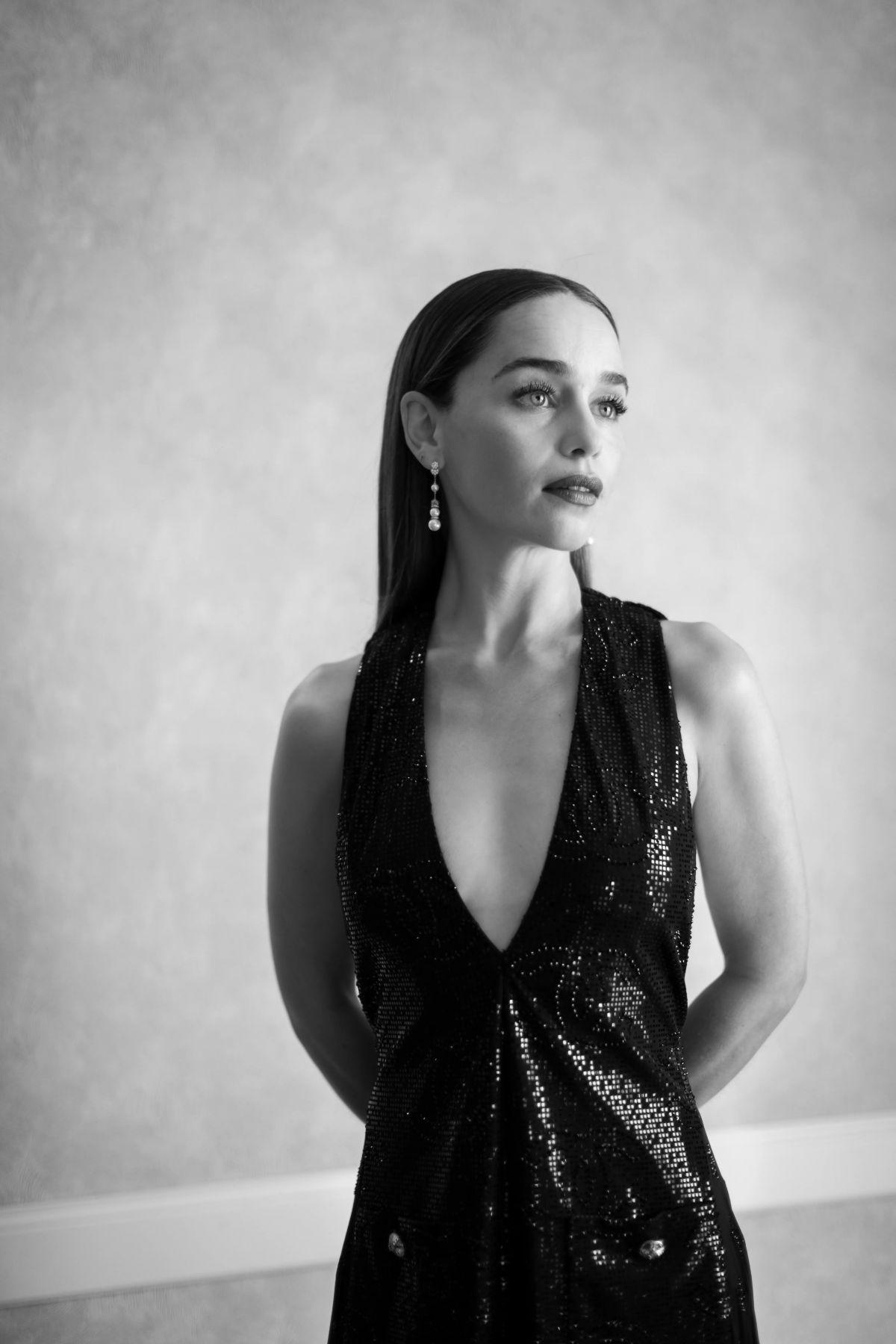 Emilia Clarke Radiates in Vogue France September 2023 09/07/2023