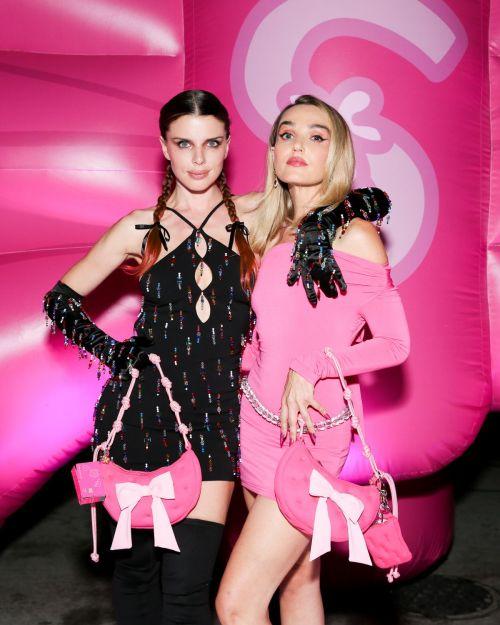 Julia Fox at Marshall Columbia x Cash App Pink Party in New York 09/07/2023 2