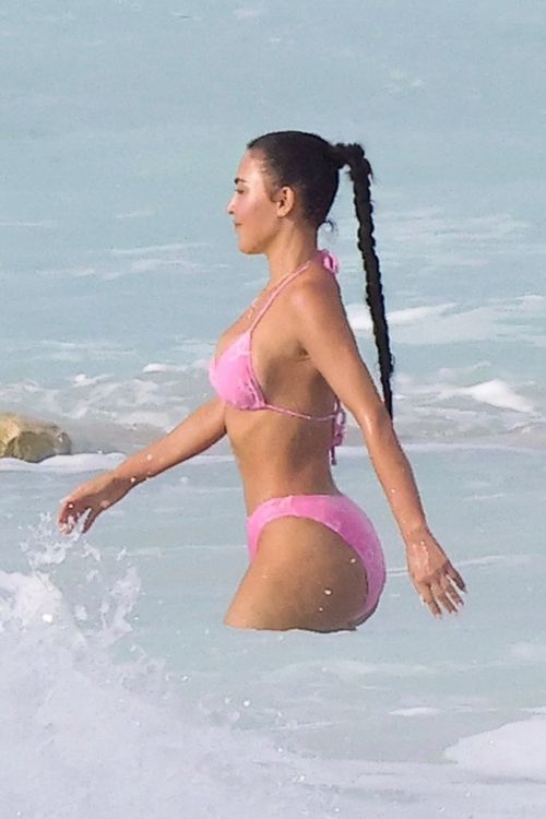 Kim Kardashian Bikini Day at Turks and Caicos Beach 09/08/2023 1