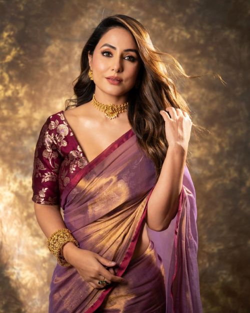 Hina Khan Traditional House Of Urrmi Saree Look 4