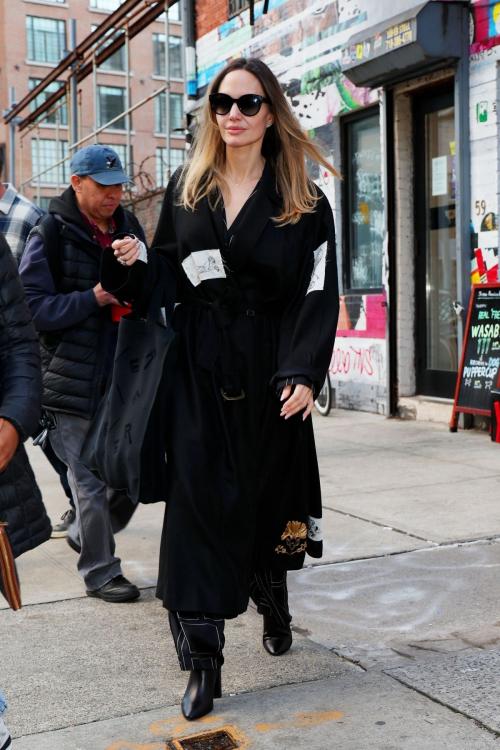 Angelina Jolie Leaves Atelier Jolie Store, New York 6