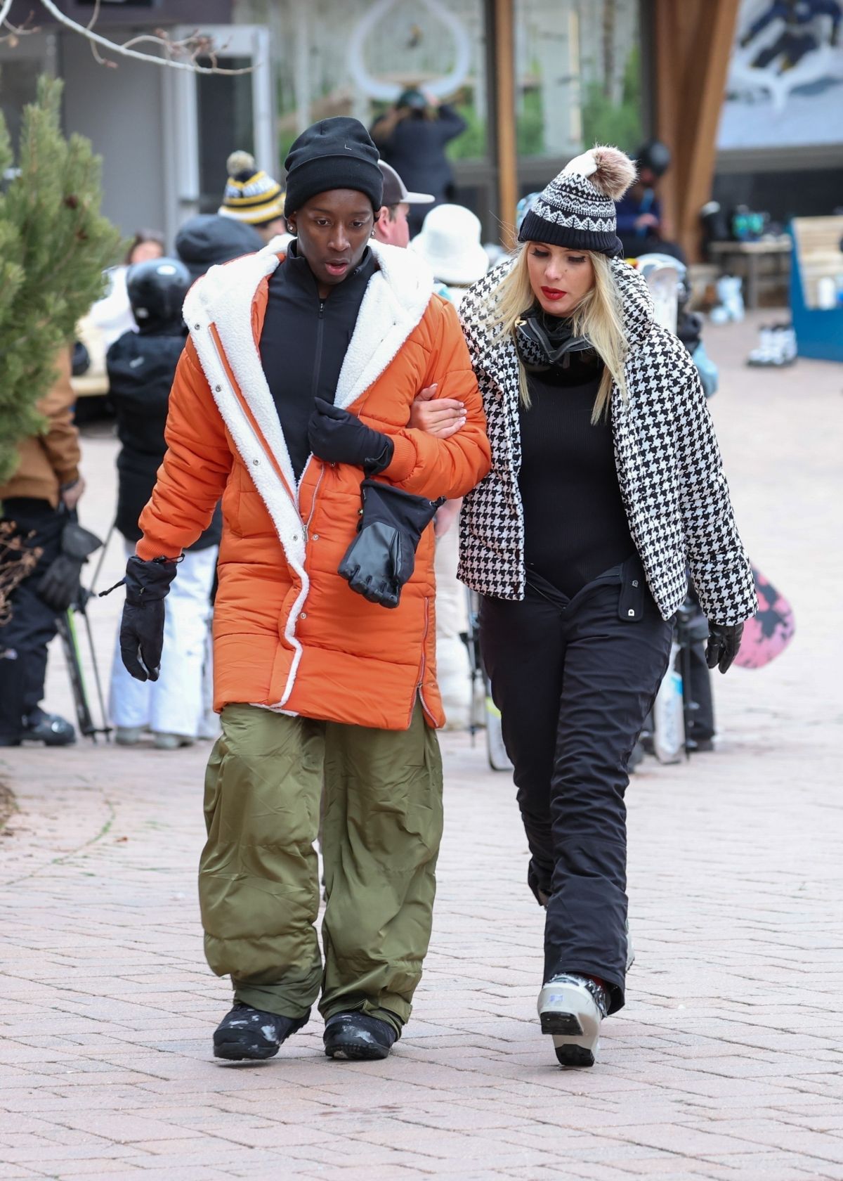Anitta and Lele Pons Day Out in Aspen Adventure 2