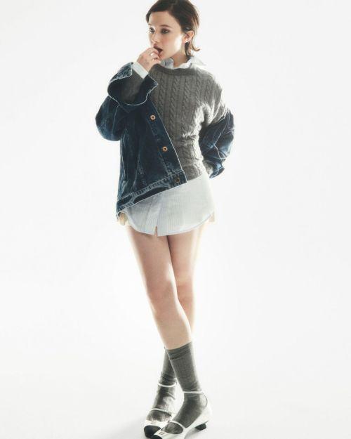 Cailee Spaeny in The Sunday Times Style December 2023 Glam Shoot 4
