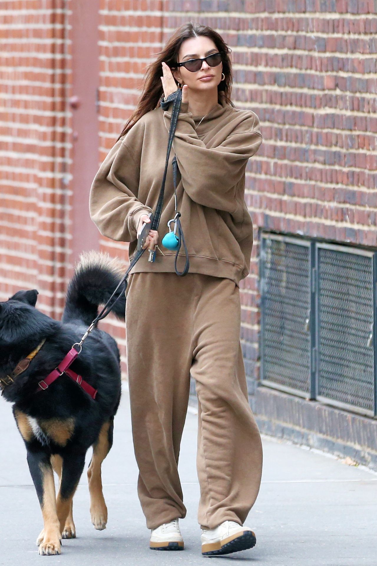 Emily Ratajkowski in chic brown sweats NYC street style 1