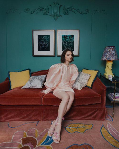 Emma Myers 1883 Magazine December 2023 Photoshoot 8