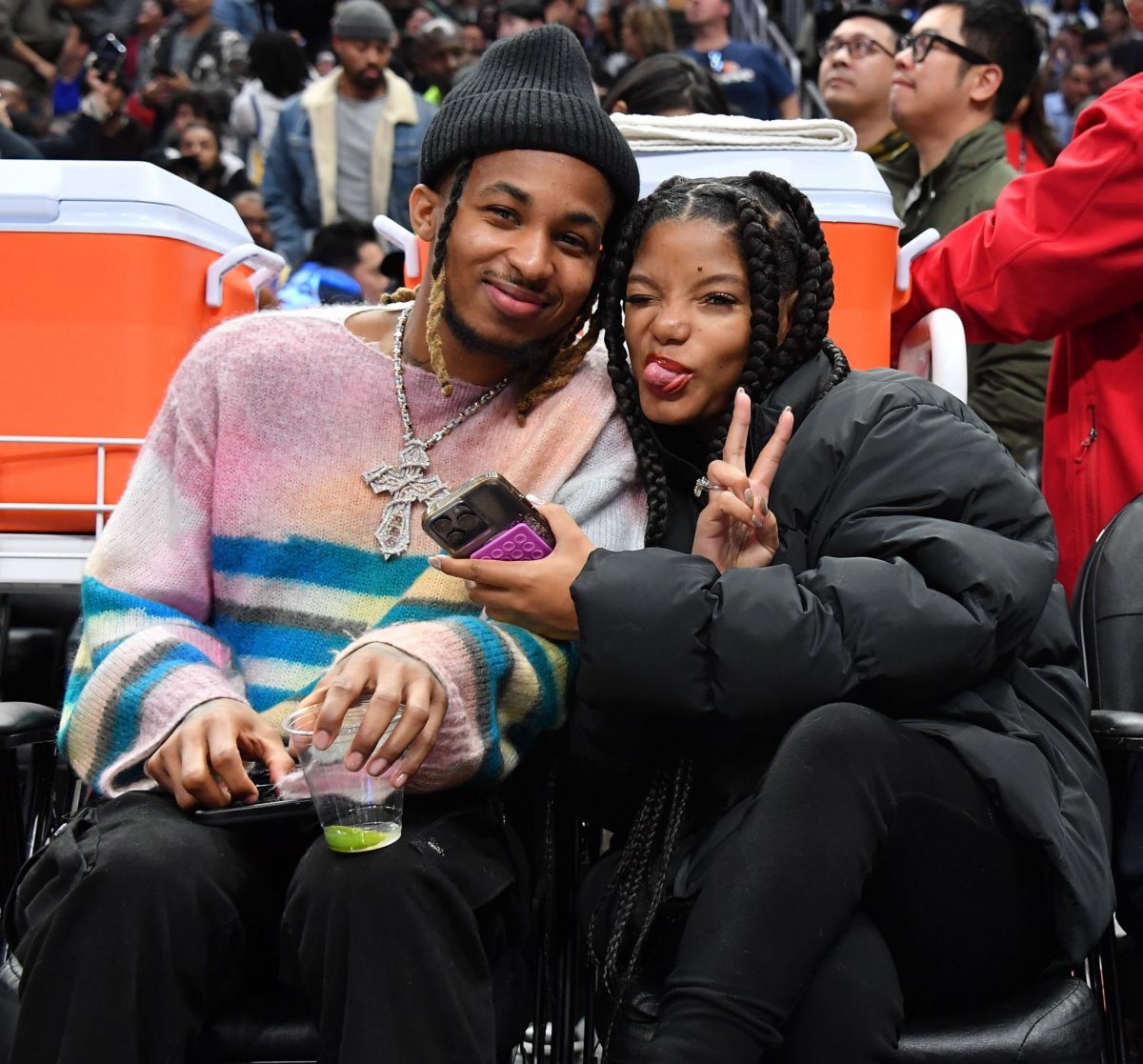 Halle Bailey in Black Puffer at Clippers vs Warriors Game LA 2