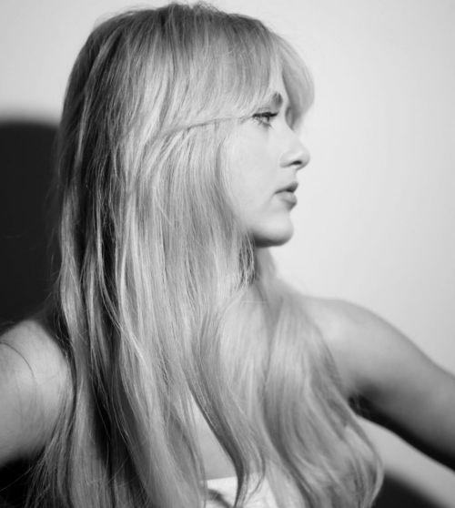 Kathryn Newton in December 2023 press photoshoot 5