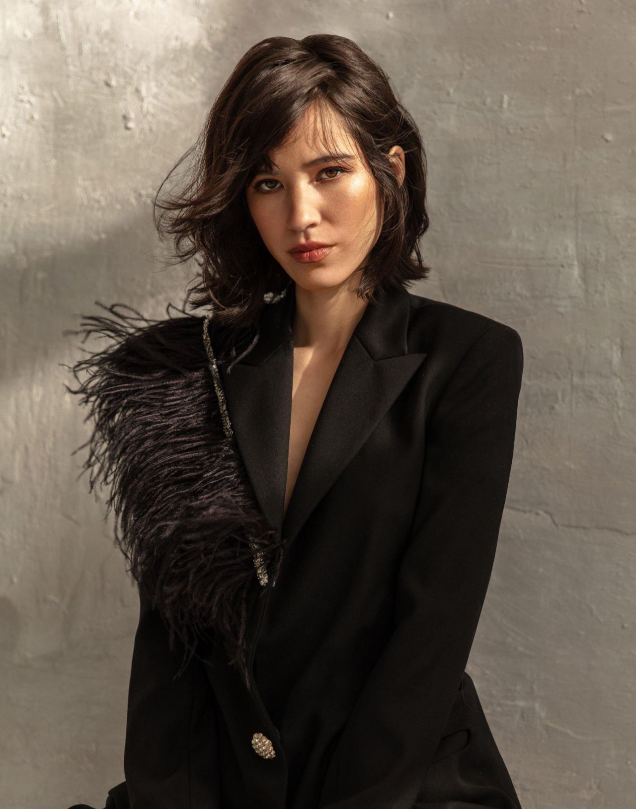 Kelsey Asbille Feature in L