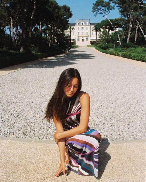 Lily Chee Shines at Scenic Seaside Restaurant Shoot, December 2023 2