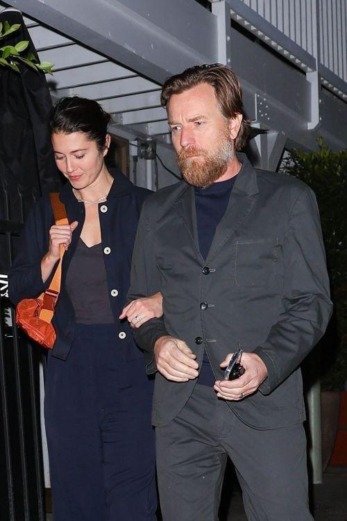 Mary Elizabeth Winstead and Ewan McGregor Chic Giorgio Baldi Exit Sparks Buzz 2