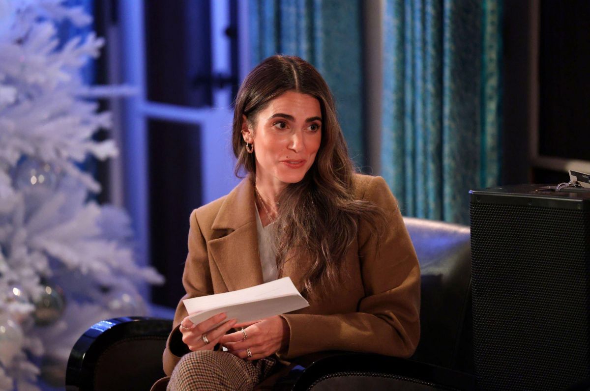 Nikki Reed attends at Ema Board