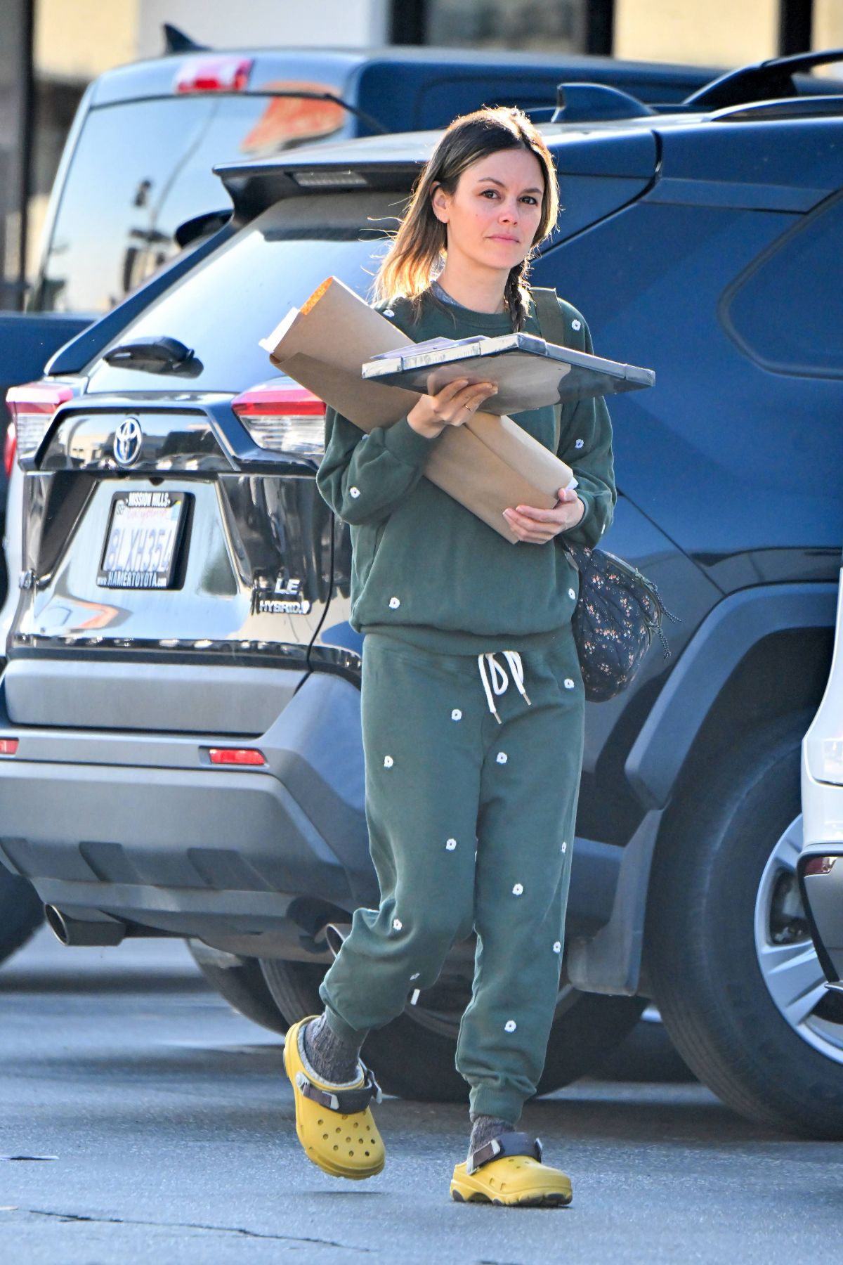 Rachel Bilson in green Night Suit Printed with Slippers 3