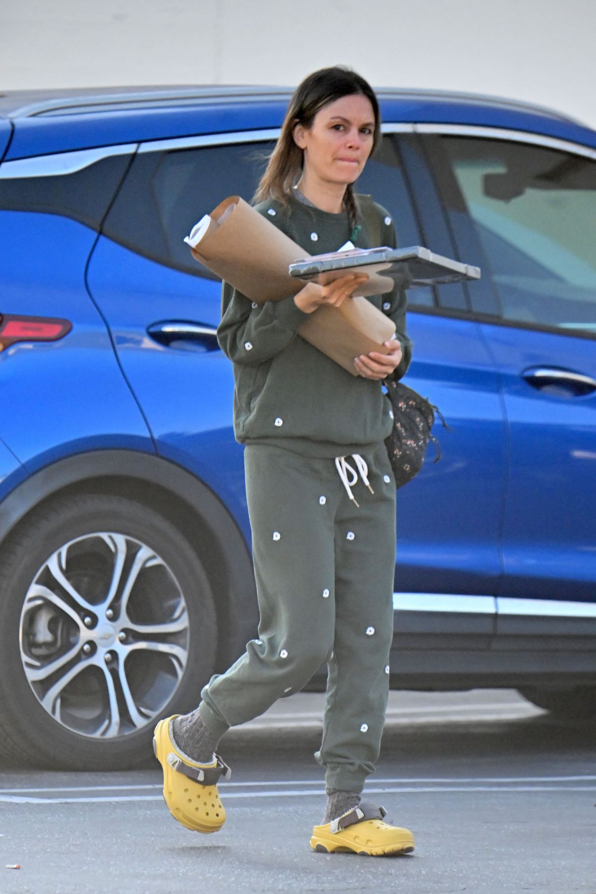 Rachel Bilson in green Night Suit Printed with Slippers 5