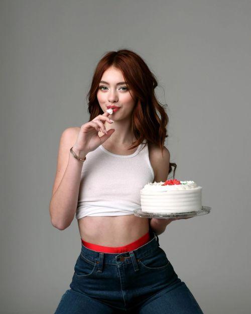 Sicily Rose in stunning birthday photoshoot 2