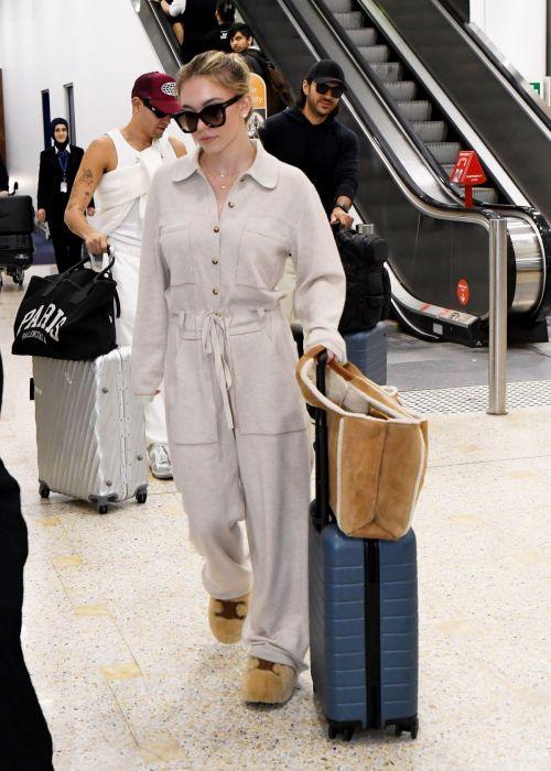 Sydney Sweeney Stunning Arrival at Sydney Airport 3