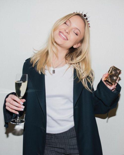 Zara Larsson Stunning Photoshoot Photos 13