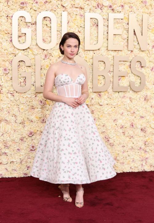 Cailee Spaeny at Golden Globe Awards, January 2024 2