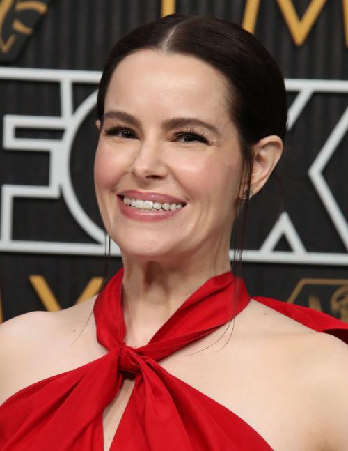 Emily Hampshire at 75th Primetime Emmy Awards in Los Angeles, January 2024 4