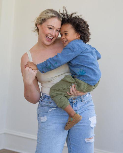 Iskra Lawrence - British Model #1 1