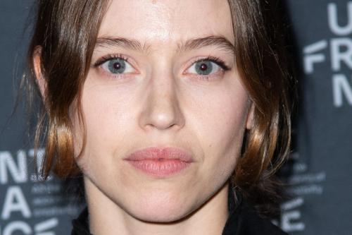 Lou de Laage at French Cinema Award 2024 Photocall in Paris, January 2024 1