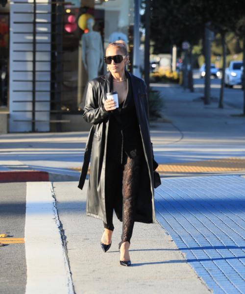 Mary Fitzgerald Out in Manhattan Beach, January 2024 1