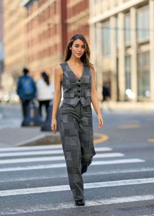 Caylee Cowan Out and About in New York, February 2024 1