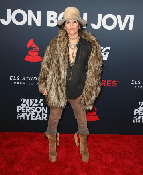 Linda Perry at MusiCares Person of the Year in Los Angeles, February 2024 4